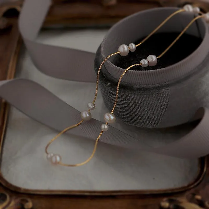 Gentle And Versatile Pearl Necklace