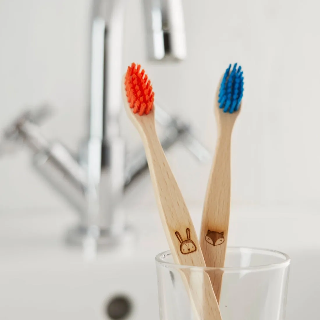 Plant-Based Wood Toothbrush, Rabbit