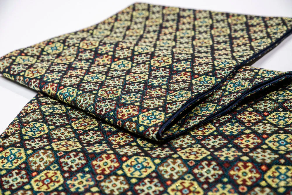 Table Runner "Shiny"